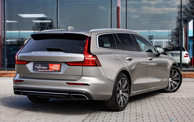 Volvo V60 cena 96900 przebieg: 165015, rok produkcji 2018 z Mińsk Mazowiecki małe 781